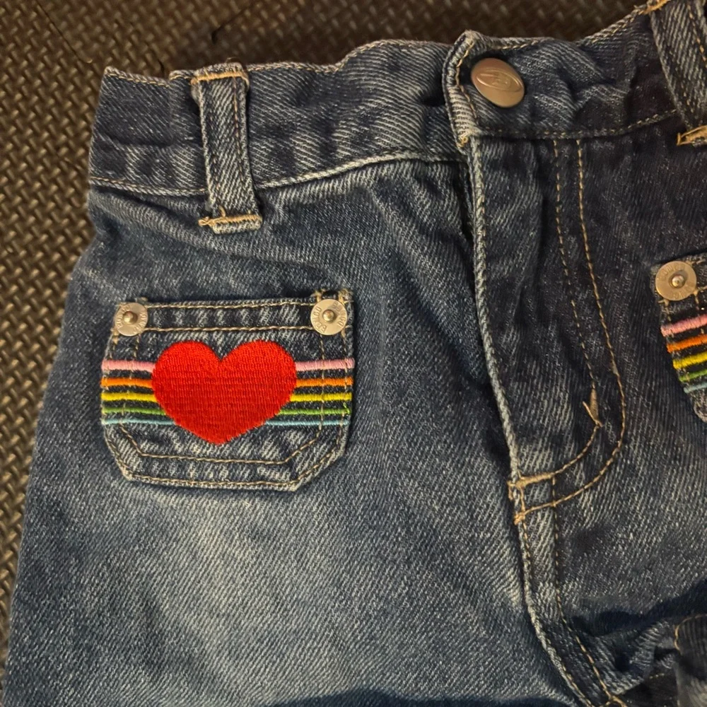 Bongo Denim Shorts Red Heart Embroidered Pockets Toddler 4T - Picture 3 of 6
